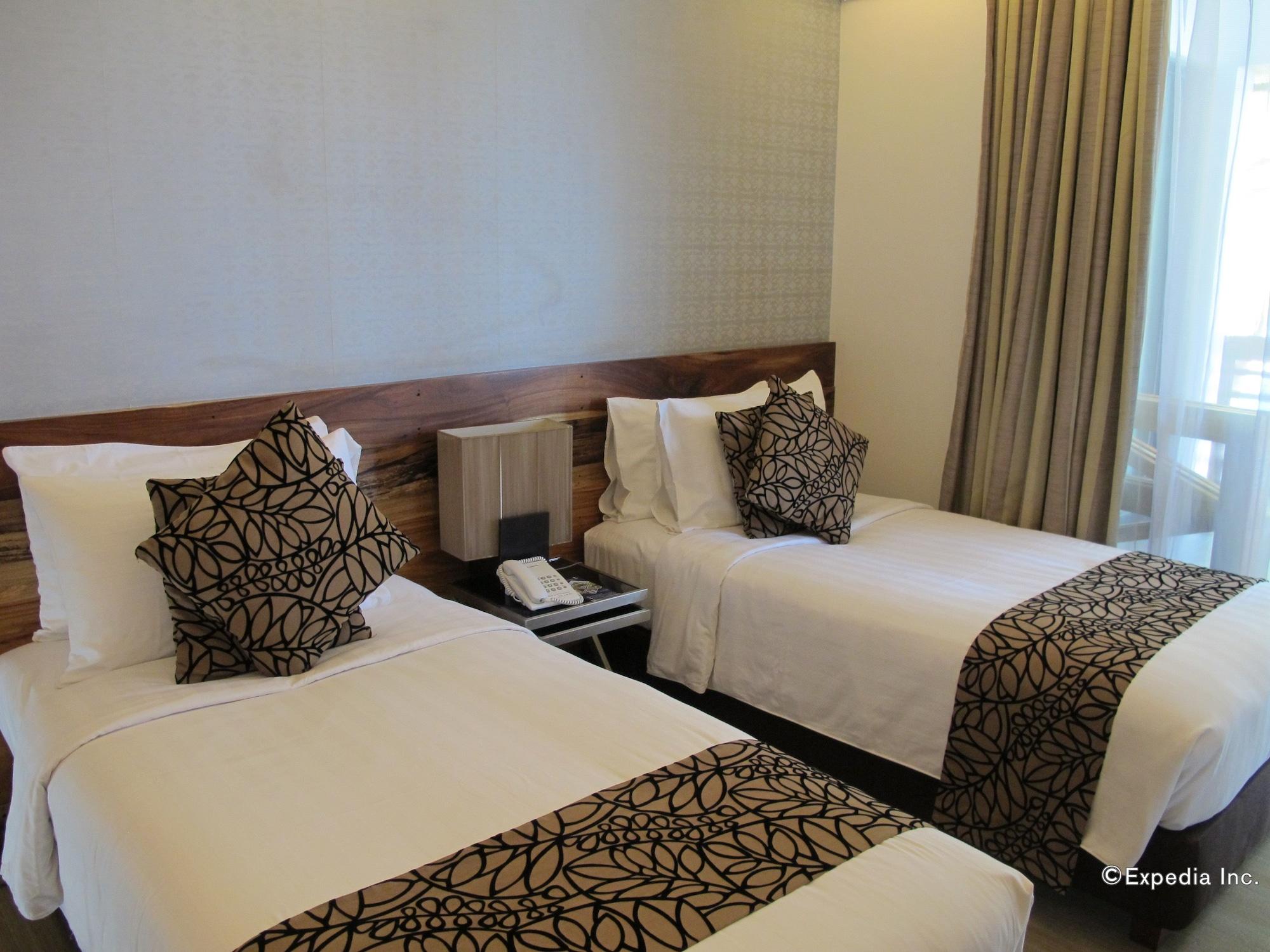 Infinity Resort Puerto Galera Dış mekan fotoğraf