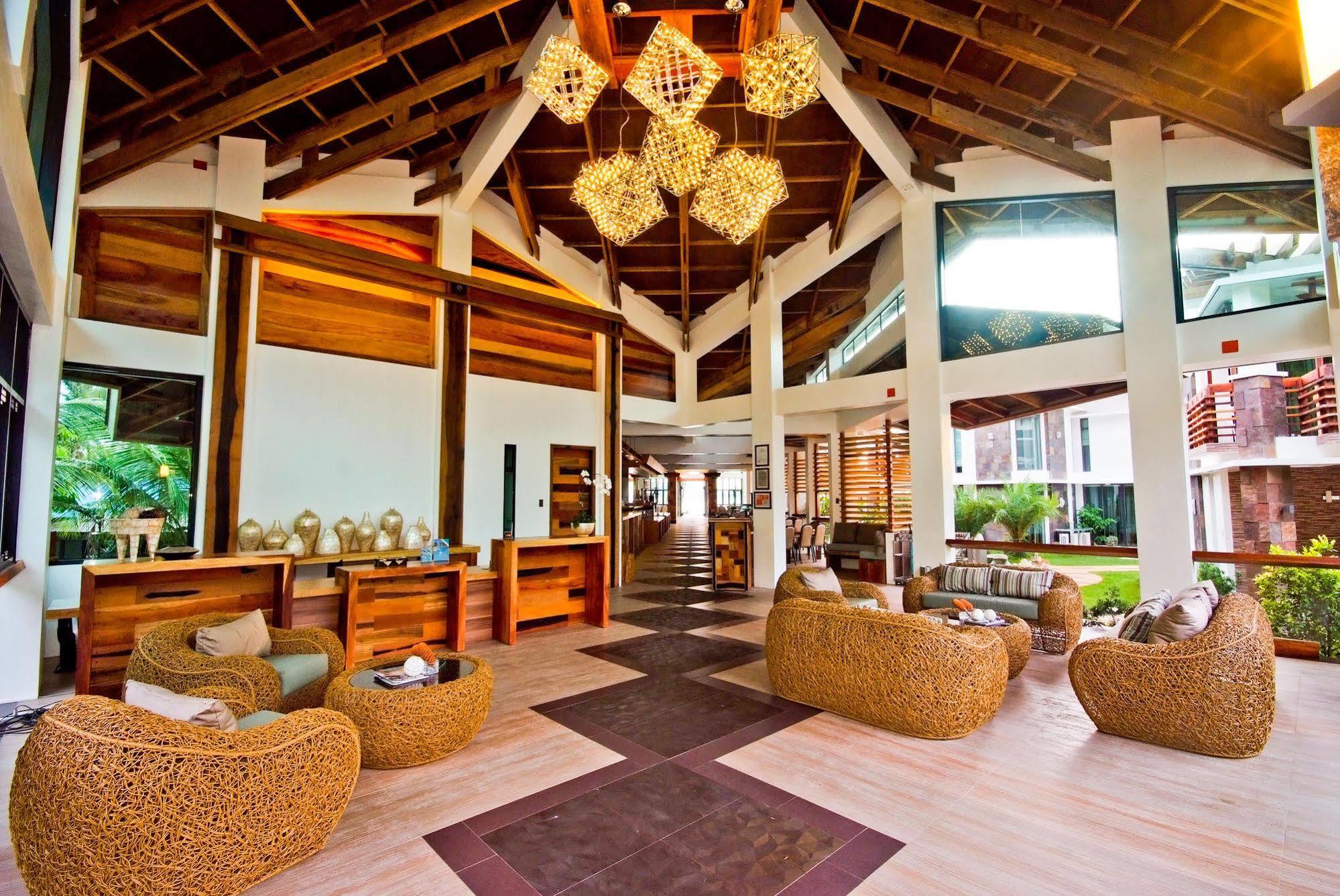Infinity Resort Puerto Galera Dış mekan fotoğraf