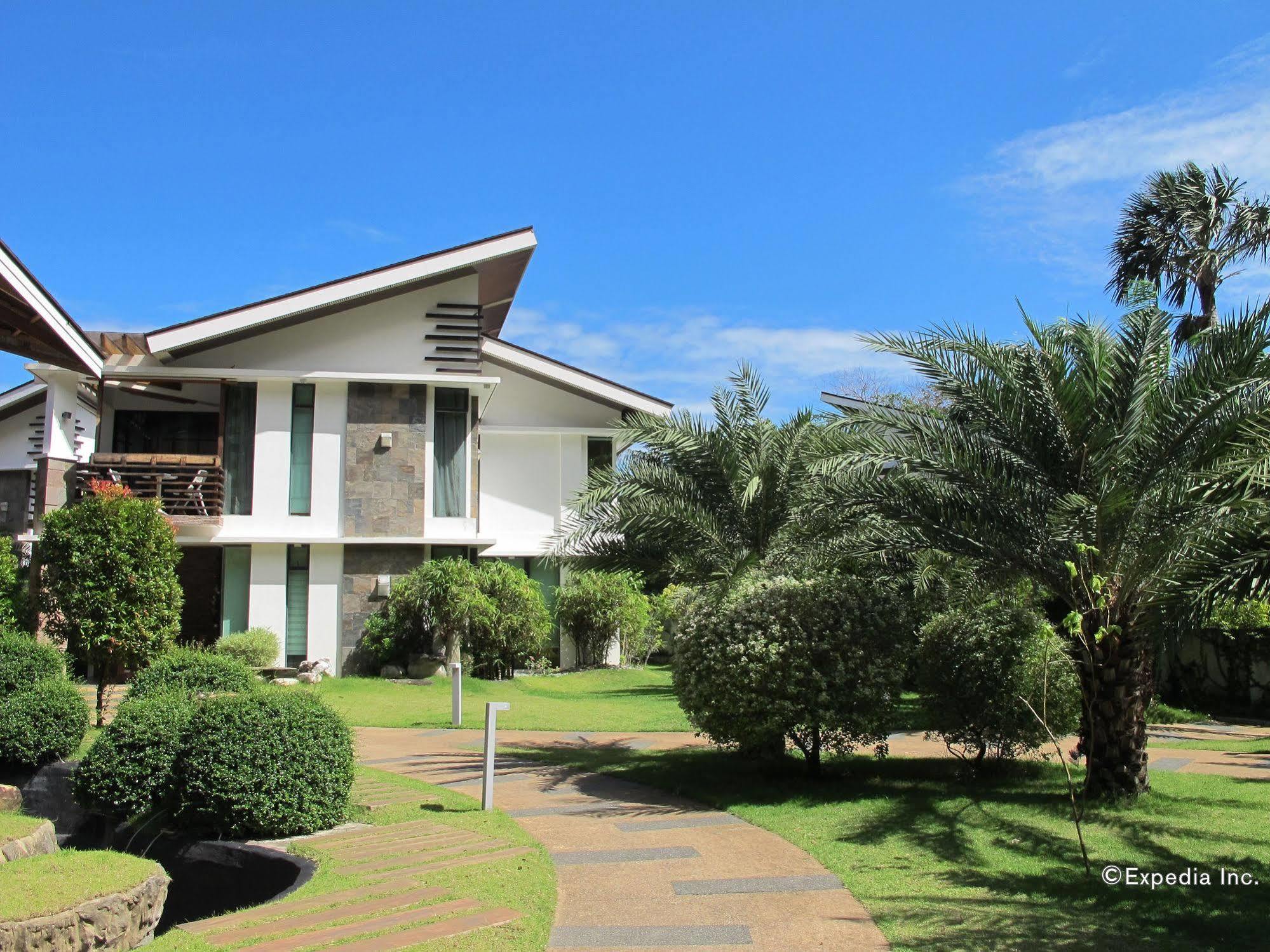 Infinity Resort Puerto Galera Dış mekan fotoğraf