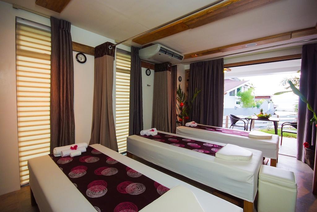 Infinity Resort Puerto Galera Dış mekan fotoğraf
