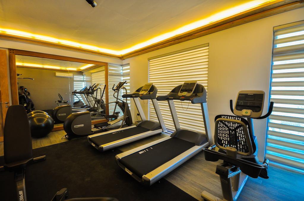 Infinity Resort Puerto Galera Dış mekan fotoğraf